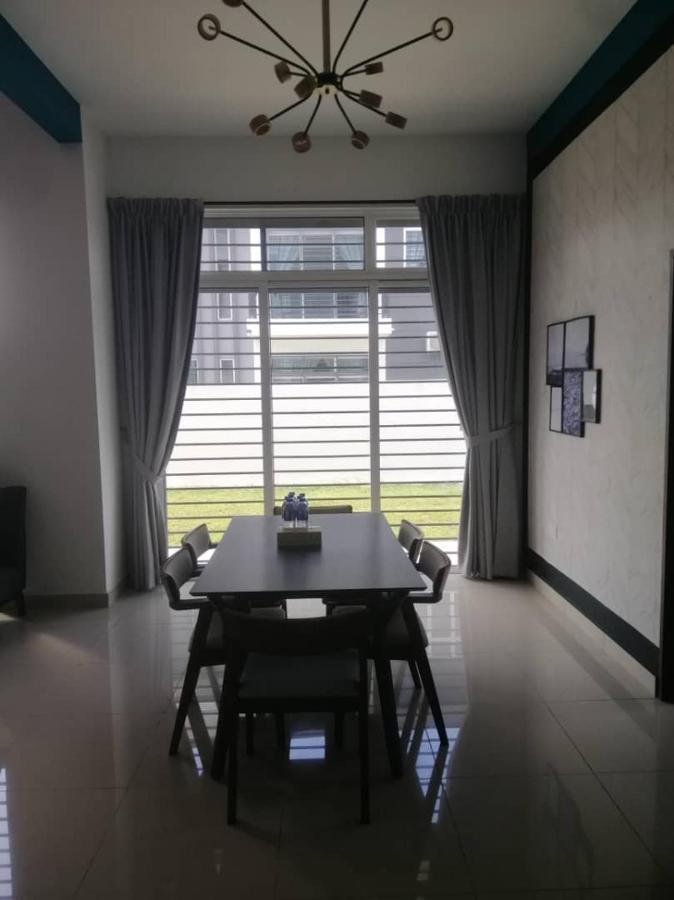 Johor Desaru Beach Bungalow Villas Kangkar Chemaran Esterno foto