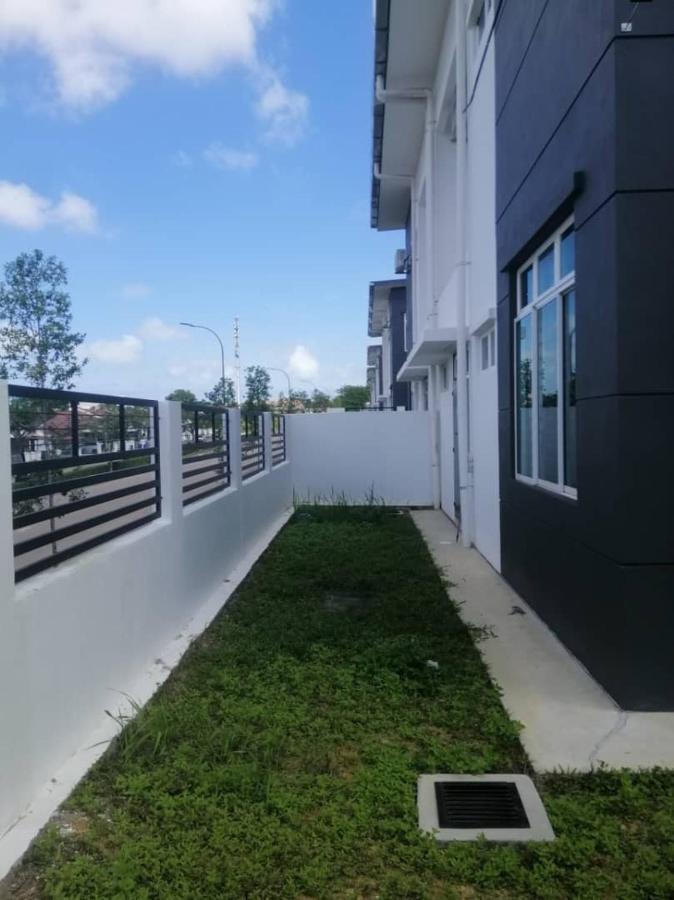 Johor Desaru Beach Bungalow Villas Kangkar Chemaran Esterno foto